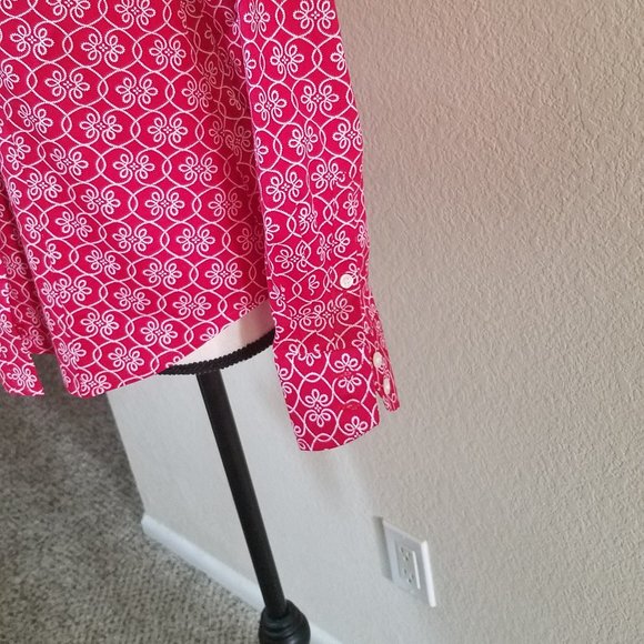 Talbots Button Down Shirt Red White Floral Long SLeeve Top Wrinkle Resistant 4 - Picture 3 of 5